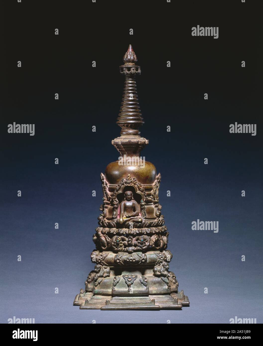 Miniature Votive Stupa, C. 1000 s. Stockfoto