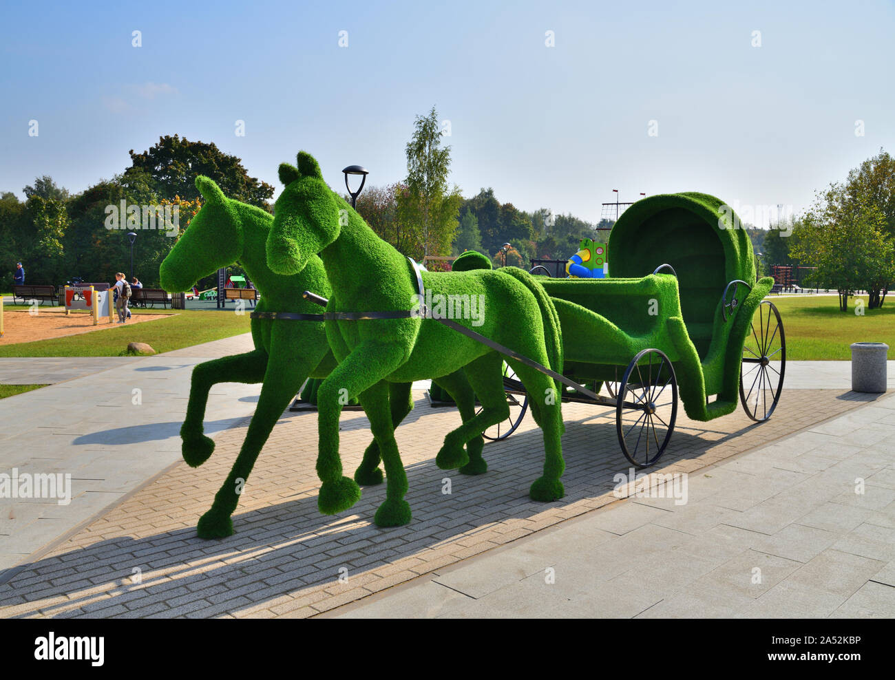 Moskau, Russland - 6. September. 2019. Öffentlicher Skate Park auf der Straße Stockfoto