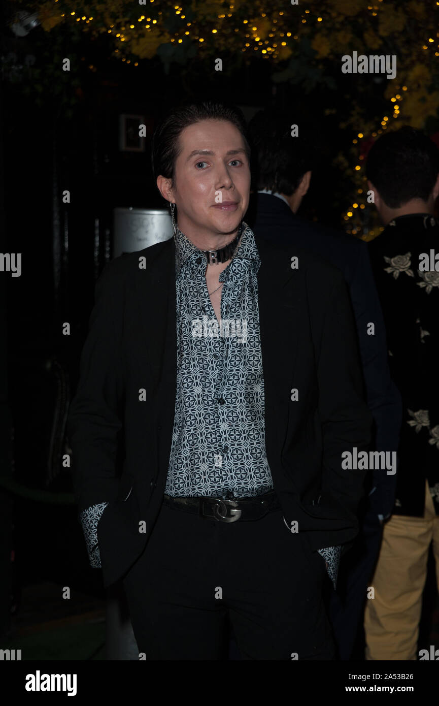 Kommen für die Edeline Lee X Glas Magazin Fashion Week Party. Kadies Swallow St, London. 16.09.19 Mit: Oli London: London, Vereinigtes Königreich, wenn: 16 Sep 2019 Credit: WENN.com Stockfoto