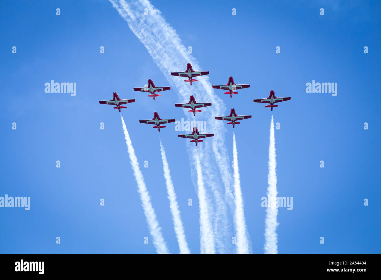 Royal Canadian Air Force die Snowbirds. Die in der 2019 grossen Pazifischen Airshow Huntington Beach Kalifornien USA. Die größte Airshow in den USA Stockfoto