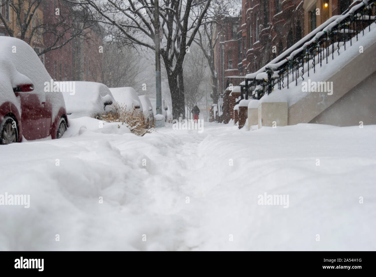 Straße geschossen während einer Blizzard mit starker Schneefall in Harlem, NYC Stockfoto