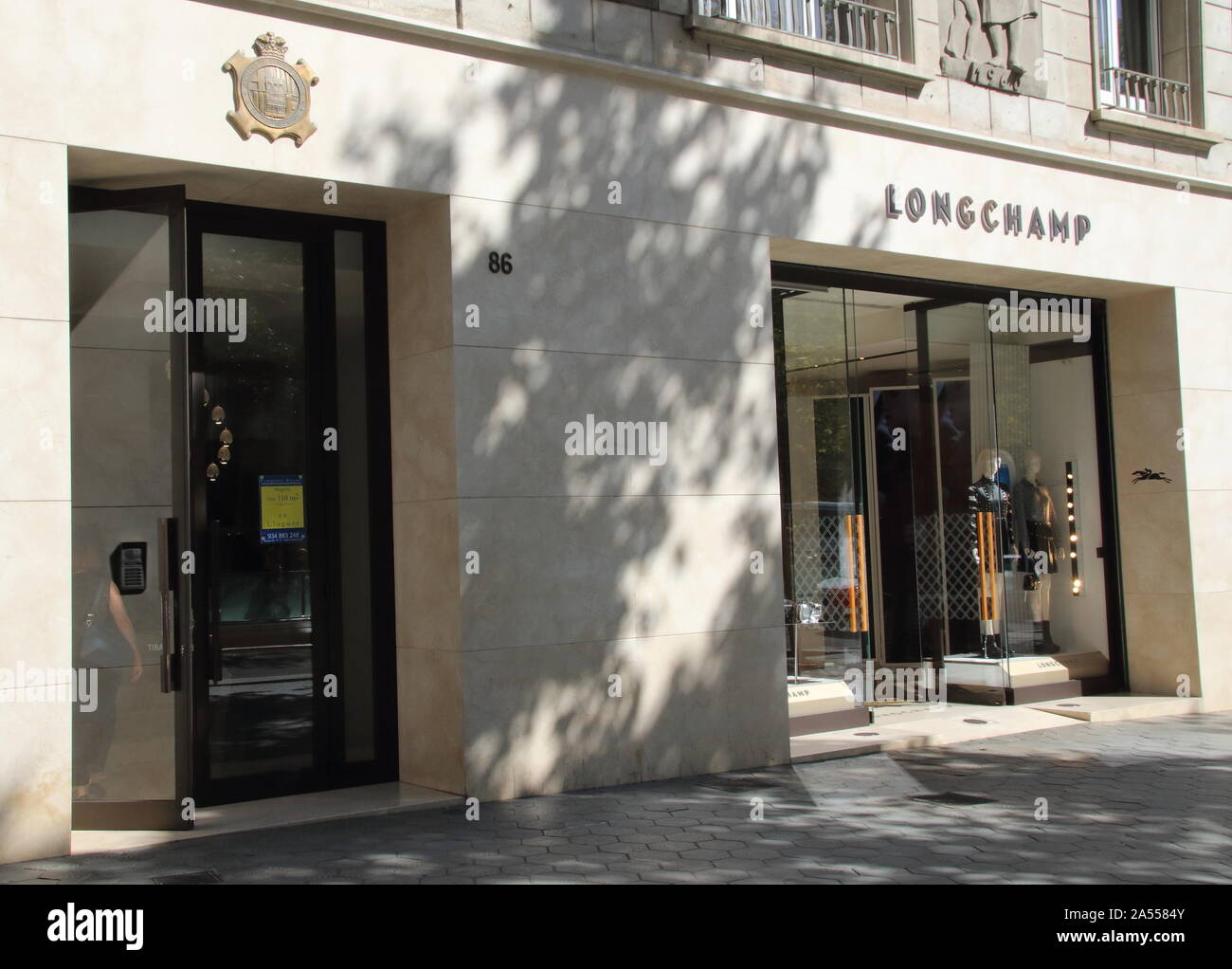 Longchamp store in Barcelona gesehen. Stockfoto