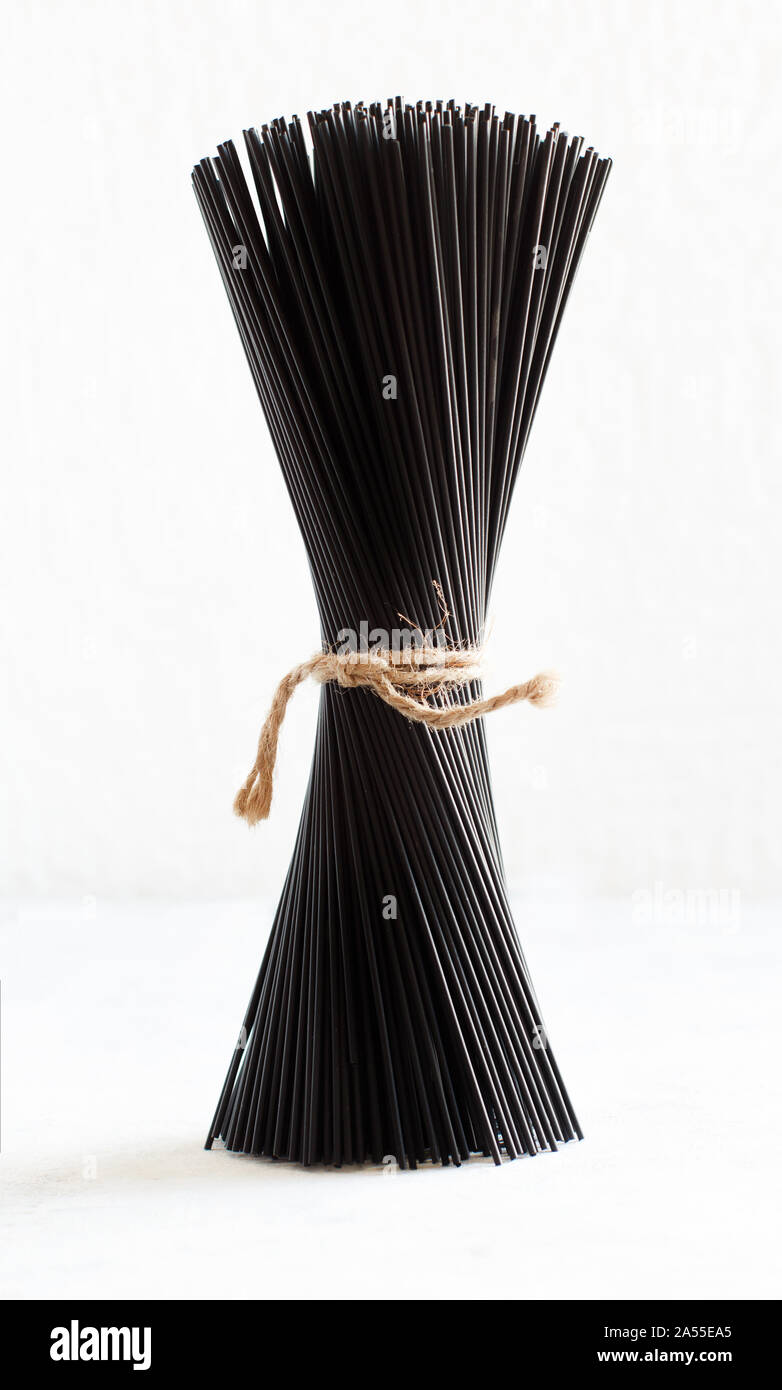Rohen Tintenfisch schwarze Spaghetti Nahaufnahme Stockfoto