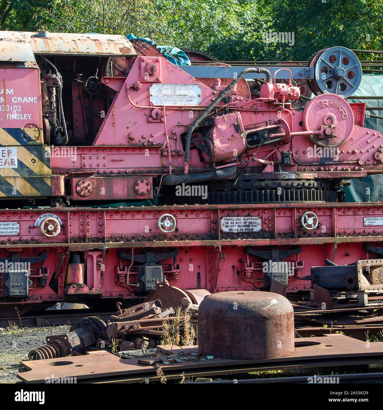 Ein alter Eisenbahndampfkran in einem Siding am Bahnhof Grosmont an der NYMR North Yorkshire England Vereinigtes Königreich Großbritannien Stockfoto