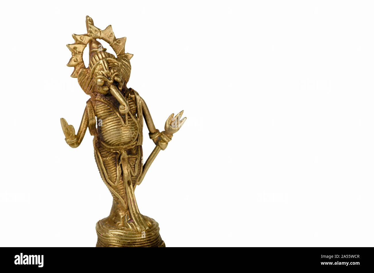 Ein Idol von Lord Ganesh aus Messing Draht von Tribal Künstler der Bundesstaat Orissa in schlafender Haltung Stockfoto Ein Idol von Lord Ganesh aus Messing Draht von Tribal Künstler der Bundesstaat Orissa in schlafender Haltung Stockfoto