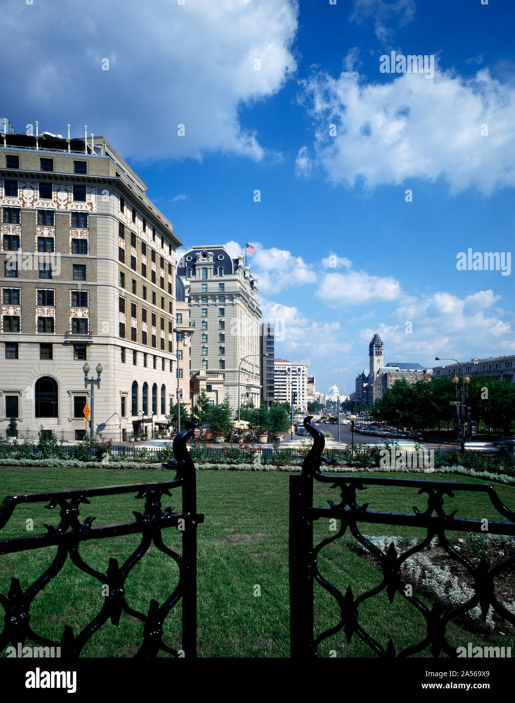 Blick hinunter Pennsylvania Avenue von der U.S. Treasury Department, Washington, D.C Stockfoto