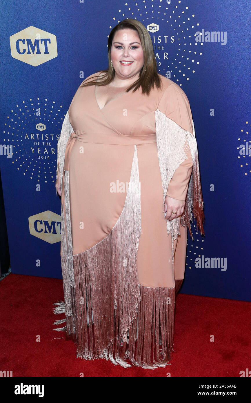 Nashville, USA. 16 Okt, 2019. Chrissy Metz auf der CMT Künstler des Jahres 2019 Preisverleihung im Rahmen der Schermerhorn Symphony Center. Nashville, 16.10.2019 | Verwendung der weltweiten Kredit: dpa/Alamy leben Nachrichten Stockfoto