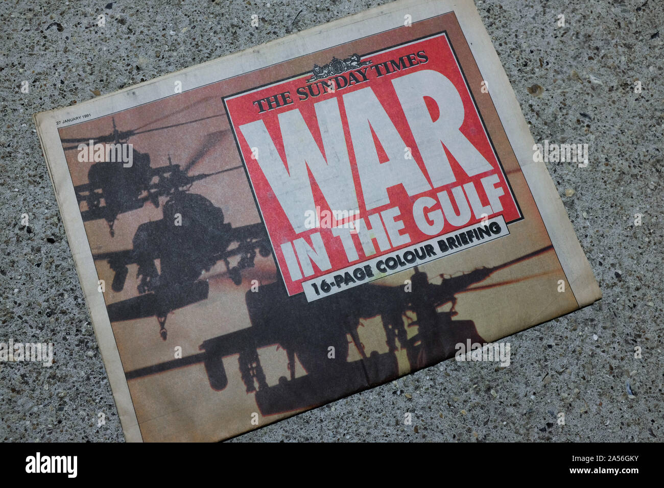 Ein Sonntag mal Bericht am 21. Januar 1991 gedruckt, während der Operation Desert Storm des Golfkriegs. Stockfoto