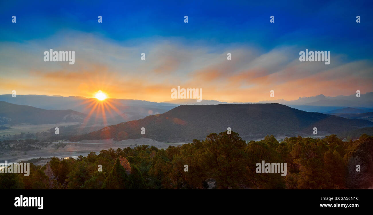 Sonnenaufgang am Ridgway State Park Colorado. Stockfoto