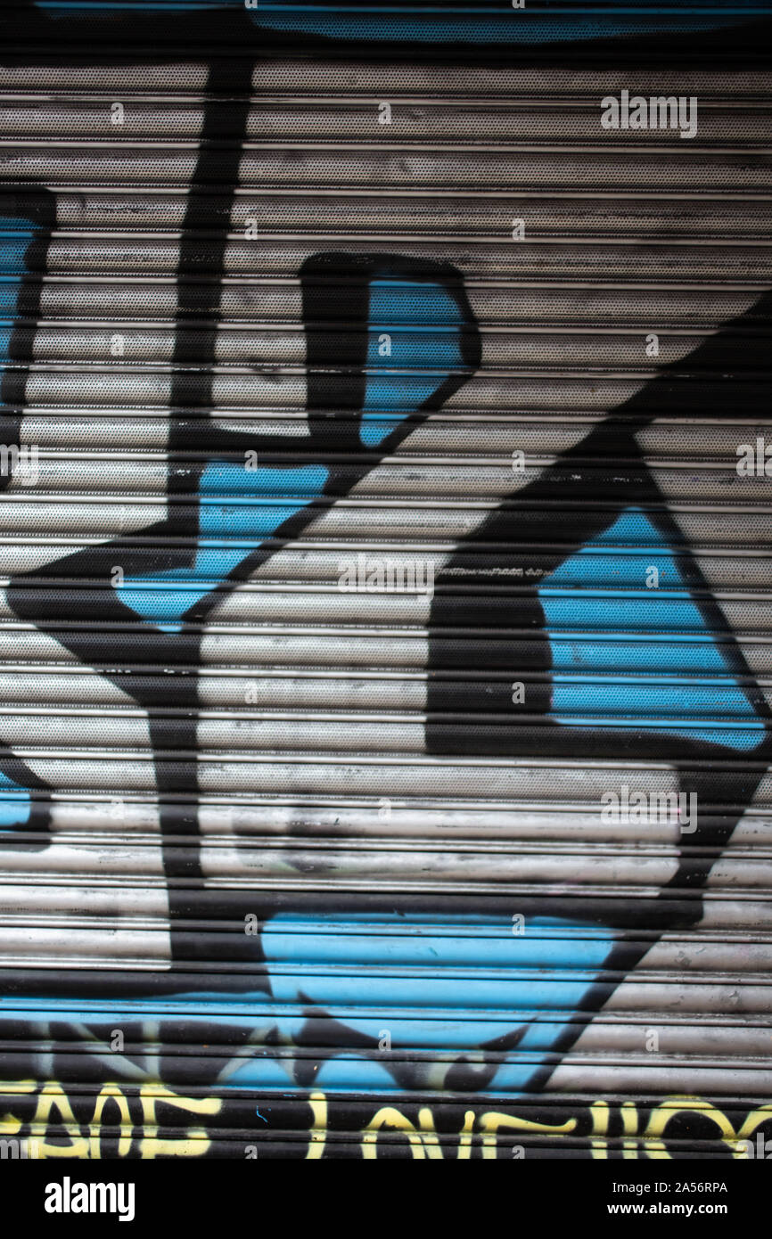 Blau Graffiti, Bristol, 2019 Stockfoto