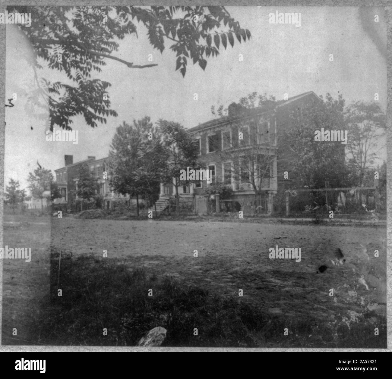 Ansichten in Fredericksburg, Virginia, die Zerstörung von Häusern durch die Bombardierung im Dez. 13, 1862 Abstract: Leicht beschädigte Haus, #718. Stockfoto