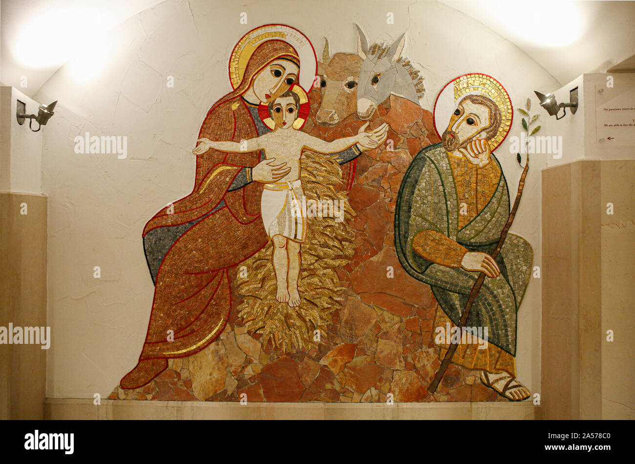 Italien Apulien San Giovanni Rotondo: Rampe der Unteren Kirche San Pio von Pietralcina: Geburt Stockfoto