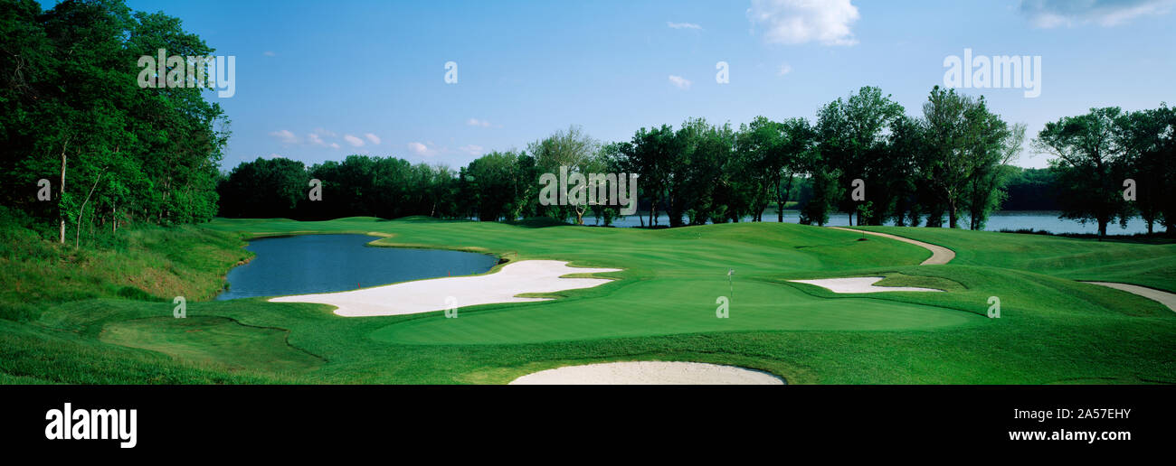 Teich in einem Golfkurs, Fluss Creek Club, Leesburg, Lake County, Virginia, USA Stockfoto