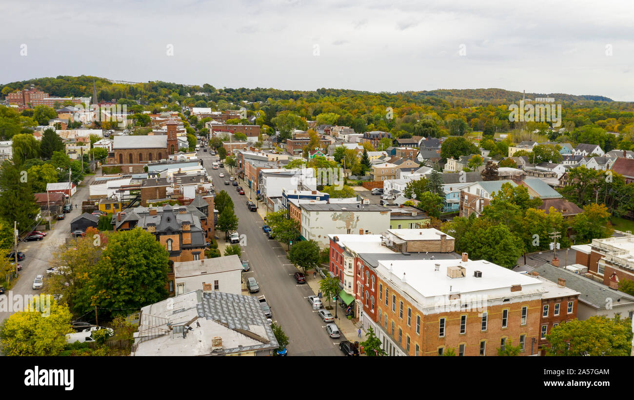 An der westlichen Grenze von Columbia County Hudson New York sitzt auf einem Knick in den Hudson River Stockfoto