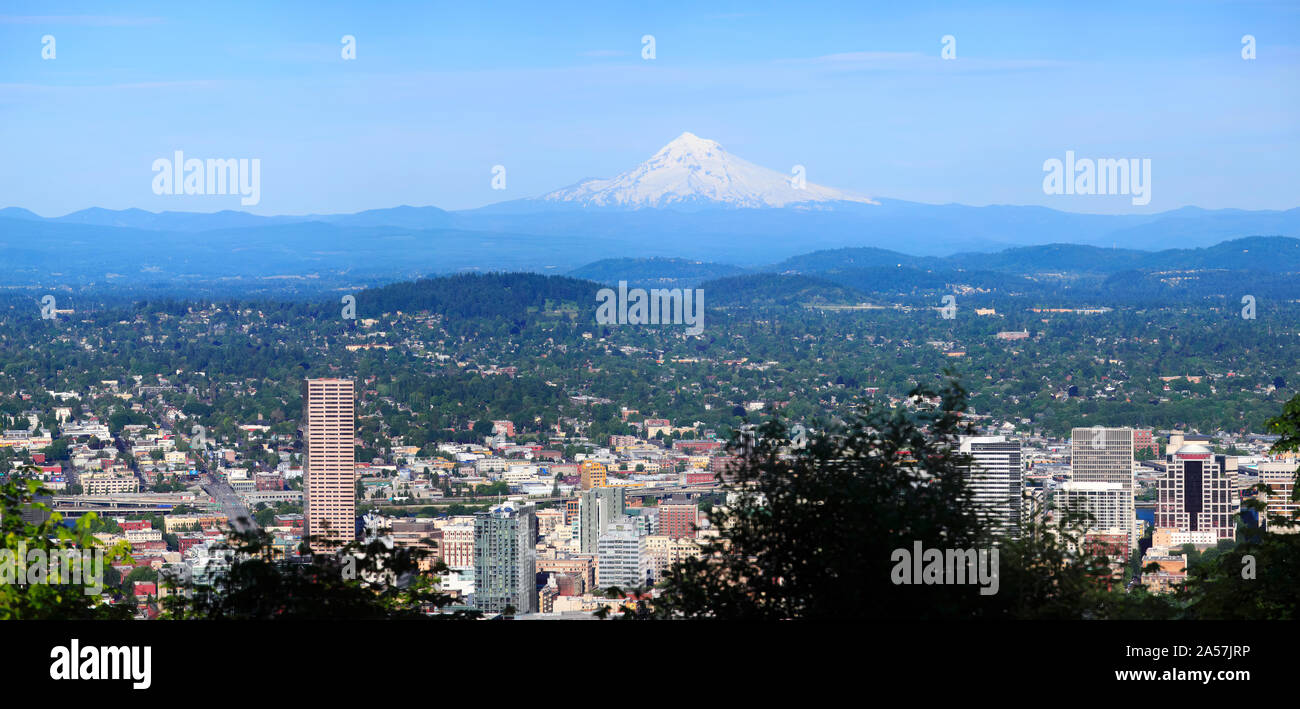 Hohe Betrachtungswinkel und einer Stadt, Mt Hood, Portland, Oregon, USA Stockfoto
