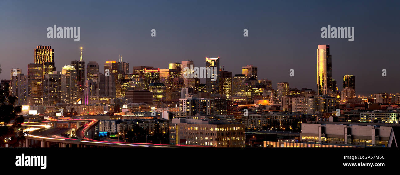 Gebäude in einer Stadt, San Francisco, Kalifornien, USA Stockfoto