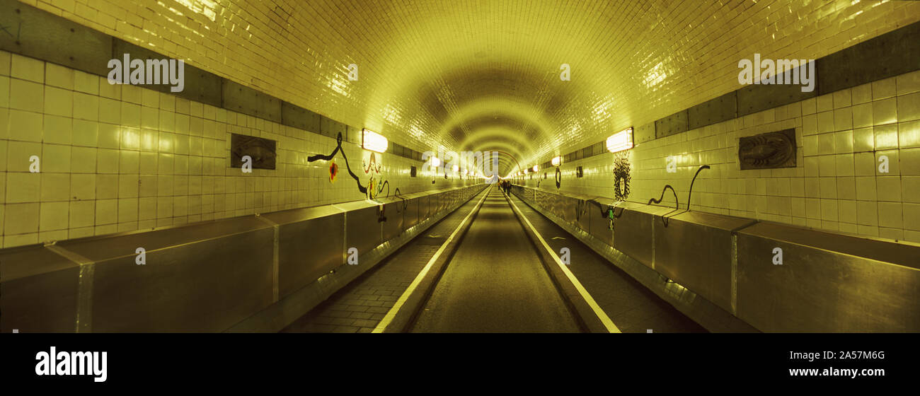 Unterirdischen Gang, Alter Elbtunnel, Hamburg, Deutschland Stockfoto