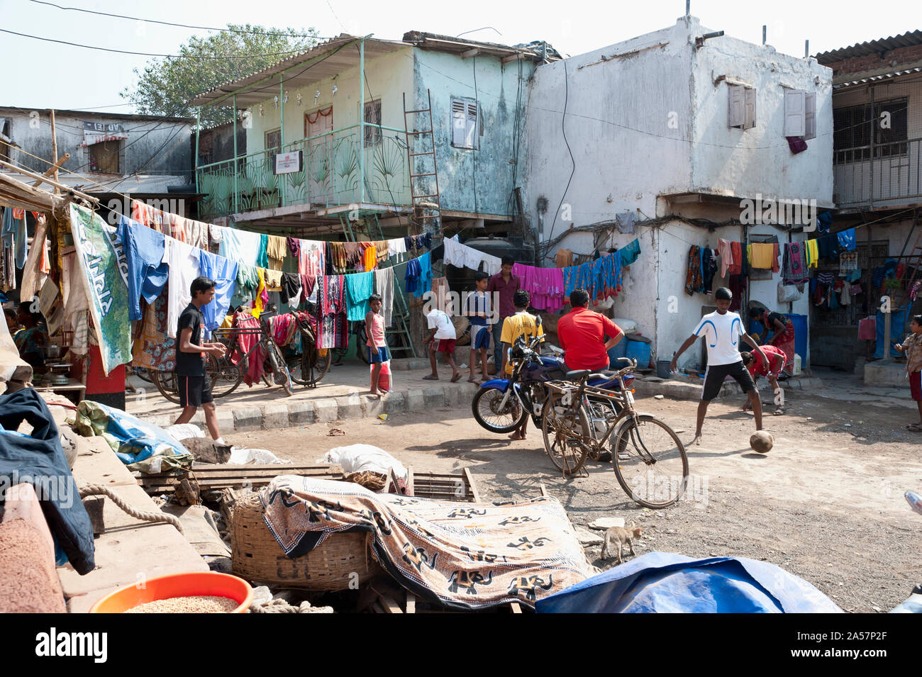 Blick auf slumgebiet, Cuffe Parade, Mumbai, Maharashtra, Indien Stockfoto