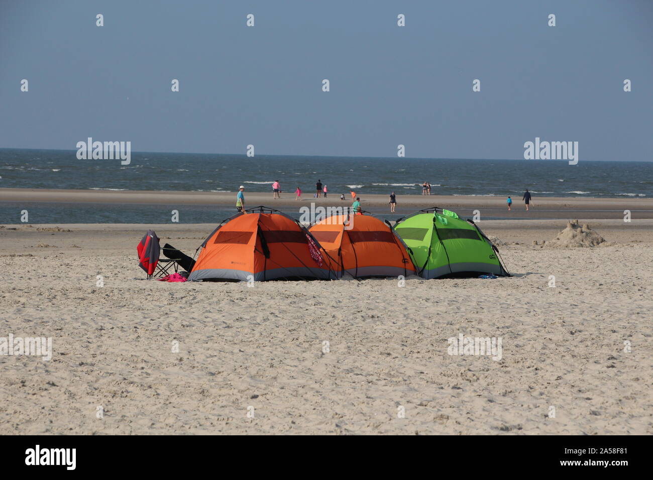 Drei neigt am sandigen Strand von Langeoog (Deutschland) Stockfoto