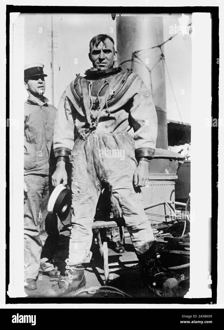U.S.S. Hilft Walke, diver Drellishak Stockfoto