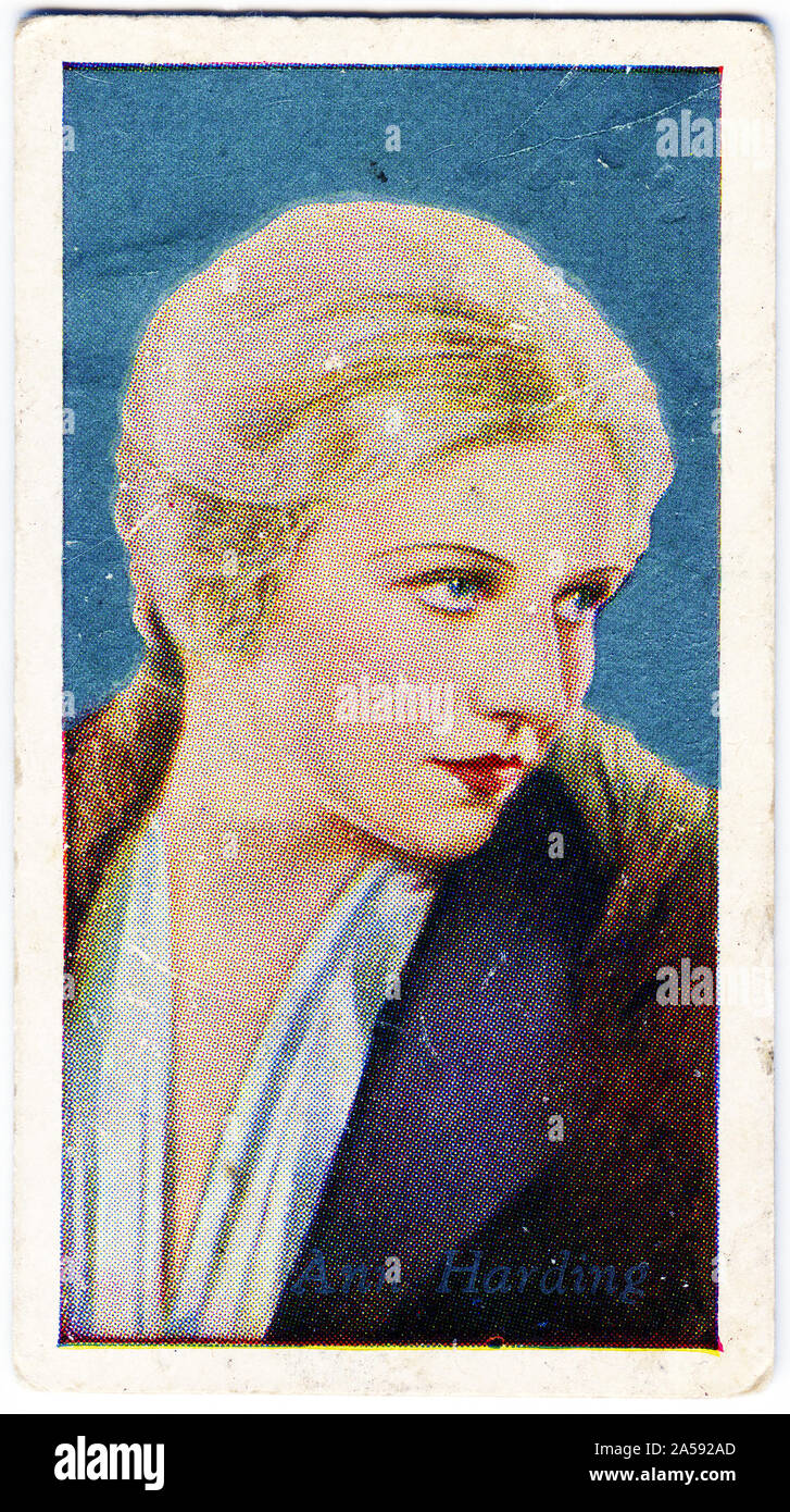 Zigarette Karte Portrait von Ann Harding (1902-1981), US-amerikanische Theater-, Film-, Radio- und TV-Schauspielerin. Harding war einer der ersten Schauspielerinnen Ruhm in das neue Medium zu sprechen, Bilder zu gewinnen, und sie war für den Academy Award für die beste Schauspielerin 1931 Nominiert für ihre Arbeit in den Urlaub. Stockfoto