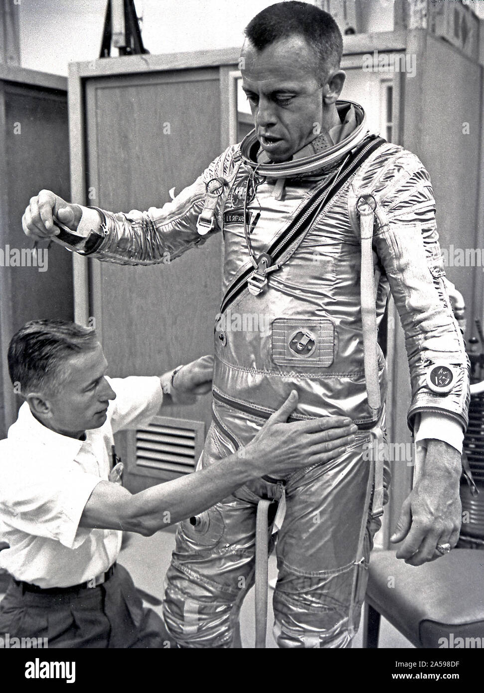 Astronauten Alan Shepard, ausgestattet mit Raumanzug MR-3 (mercury-redstone) Freiheit 7. Stockfoto