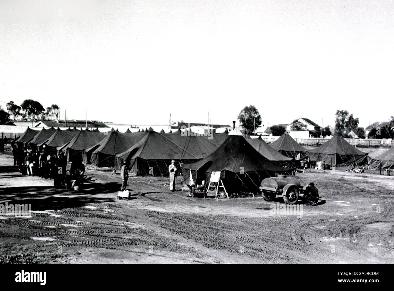 Amerikanische Soldaten in Gefangenschaft wegen Krankheit zu Geschlechtskrankheiten, 8. die Evakuierung des Krankenhauses, Casablanca, Nordafrika Ca. 1943 Stockfoto