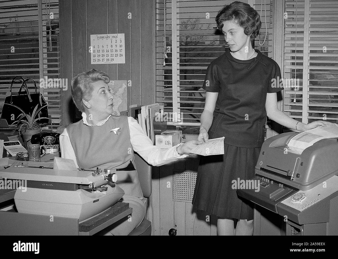 1968-a teleticket Maschine, druckt automatisch Flugtickets von Computersystem der Fluggesellschaft weitergeleitet. Lewis Research Center Stockfoto