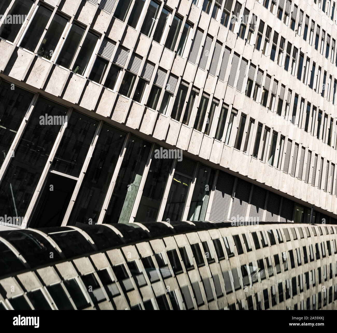 Absract Reflexion der moderne Bürogebäude Stockfoto