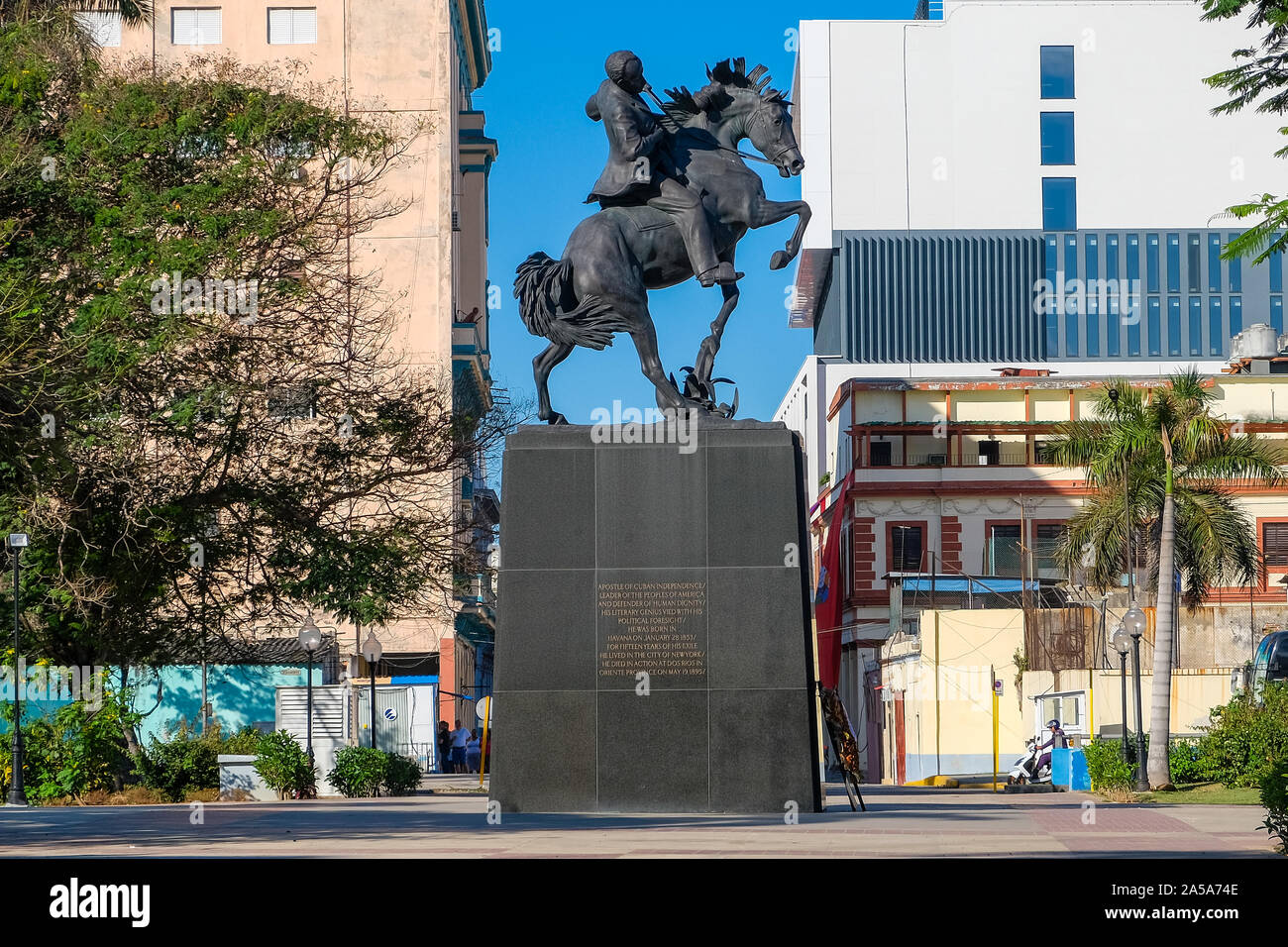 Eine Replik des montierten Statue von José Martí, der Unabhängigkeit Kubas Held im Kampf gegen die spanische Kolonialherrschaft, Havanna. Stockfoto