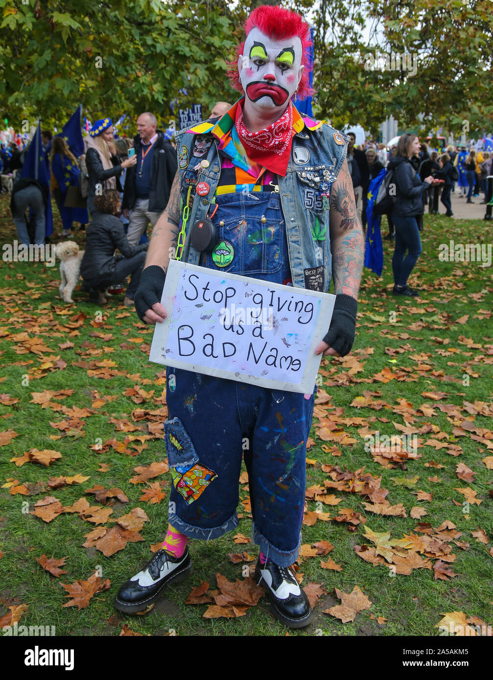 London, GB, 19. Oktober 2019 Tausende Demonstranten aus dem ganzen Land versammelten sich in Central London zugunsten der Völker stimmen bis März, die Botschaft der Völker Abstimmung klar ist, "sie sollten die Menschen vertrauen, nicht Boris Johnson, der Brexit Krise zu lösen. Die einzige Möglichkeit, die Blockade im Parlament zu brechen, das Ergebnis legitimieren und es uns ermöglichen, alle über etwas anderes zu sprechen, ist das Volk das letzte Wort. Wir fordern ein neues Referendum zu bleiben oder lassen Sie stimmen, Paul Quezada-Neiman/Alamy leben Nachrichten Stockfoto