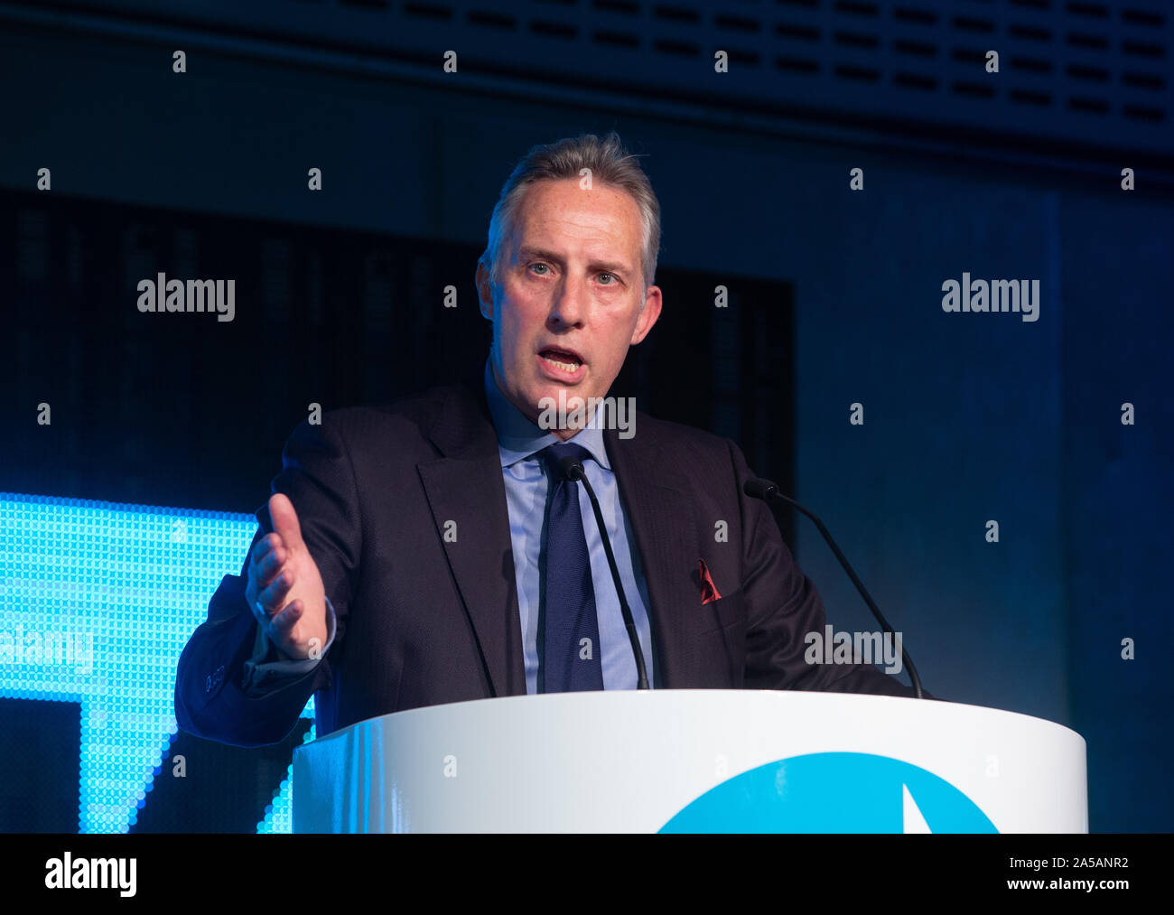 Ian Paisley Jr, DUP-Mitglied, Adressierung eine Kundgebung von Brexit Unterstützer. Er will nicht, dass eine harte Grenze in Nordirland und Will Brexit getan. Stockfoto