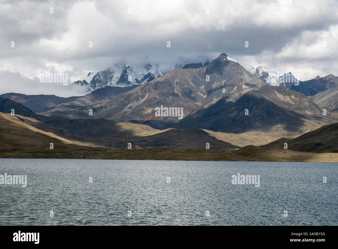 Blick auf den Berg Huayna Potosi, Bolivien Stockfoto