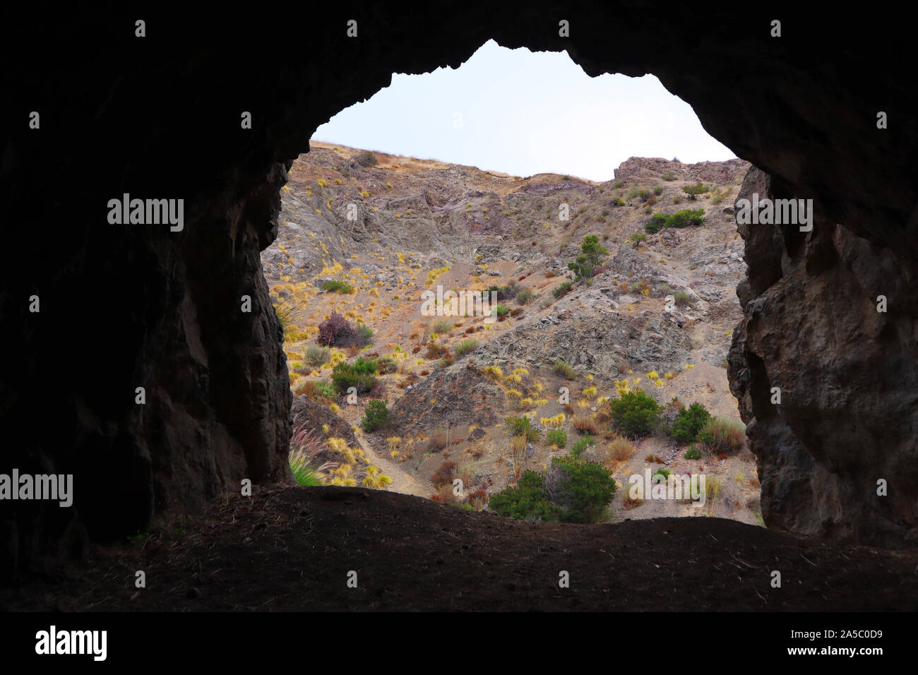 Los Angeles, die bathöhle in Bronson Canyon/Höhlen, Abschnitt der Griffith Park, Standort für viele Film- und TV-Show entfernt Stockfoto