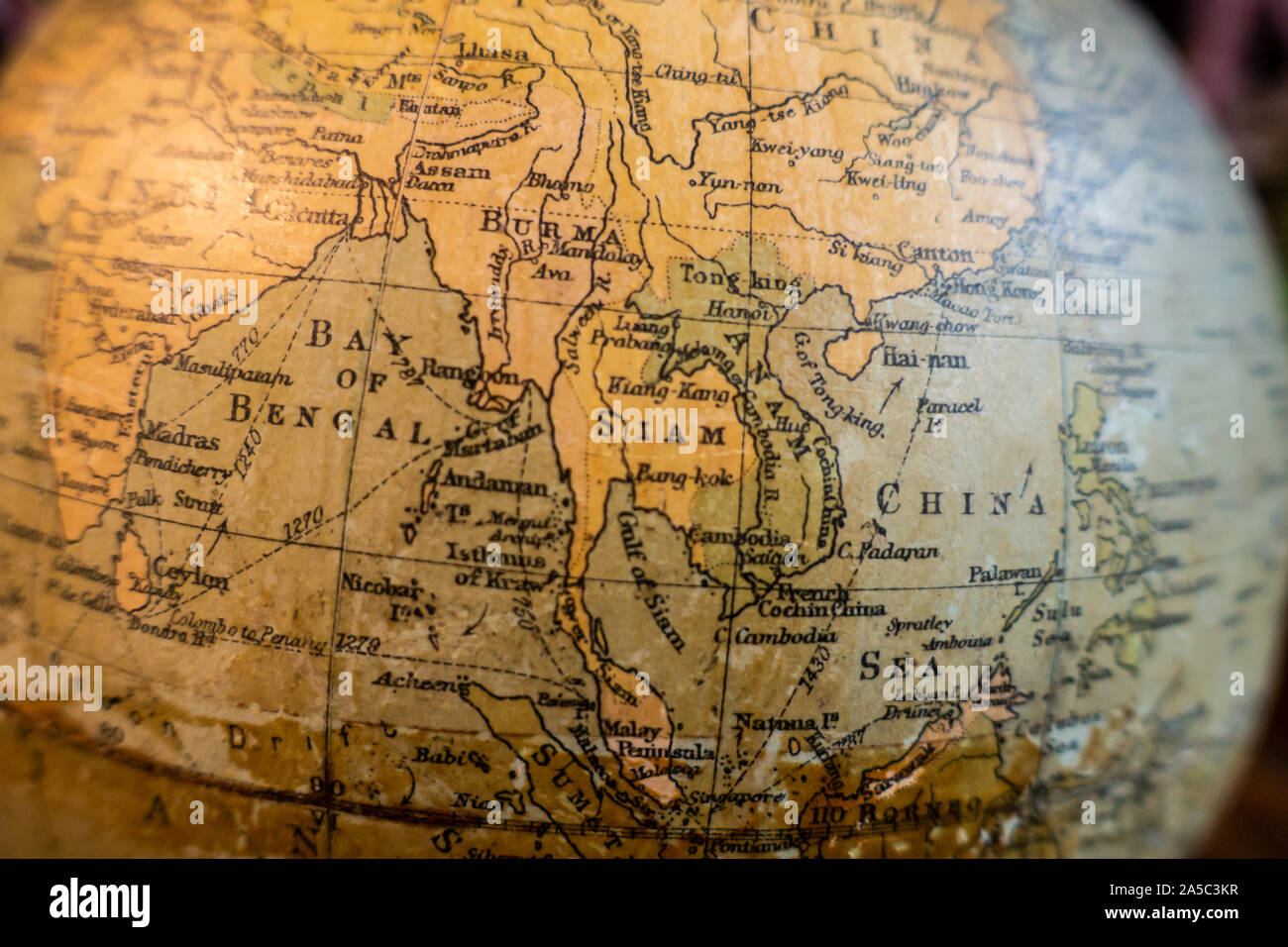 Nahaufnahme eines antiken Welt Globus sagen Siam Stockfoto