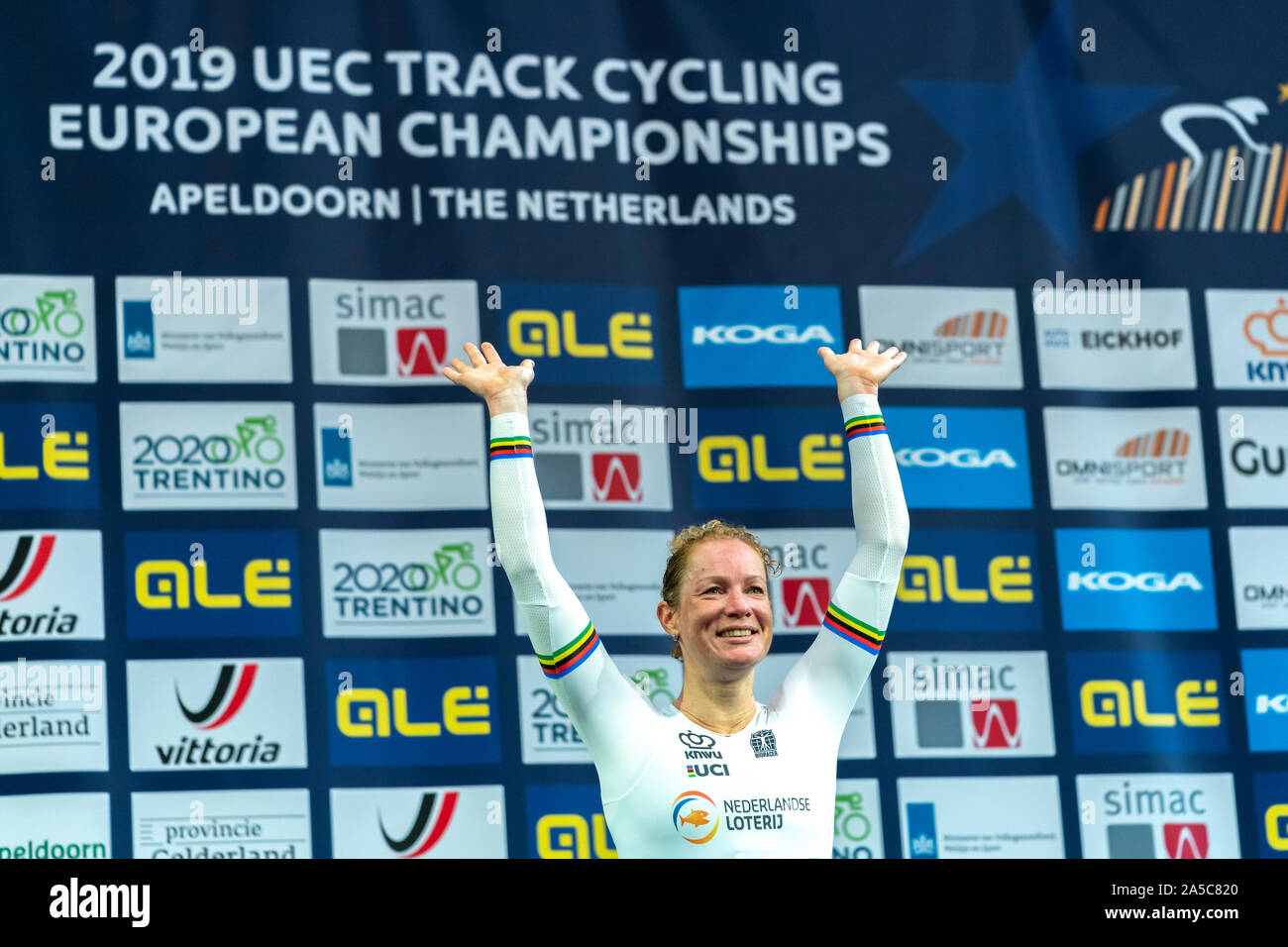 Kirsten Wild NED gewinnt der Frauen Omnium während der uec Titel Radfahren Europäische Meisterschaft am Oktober, 18 2019 in Apeldoorn, Niederlande. (Foto von SCS/Sander Chamidn Stockfoto