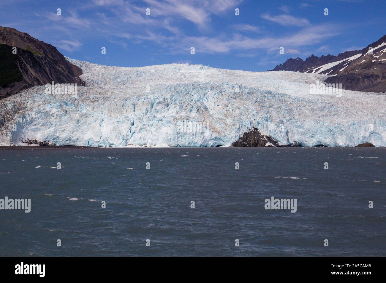 Teil des Kenai Fjords National Park, Aialik Gletscher ist ein Gletscher in der Kenai Halbinsel Borough in Alaska in der Nähe von Seward. Stockfoto