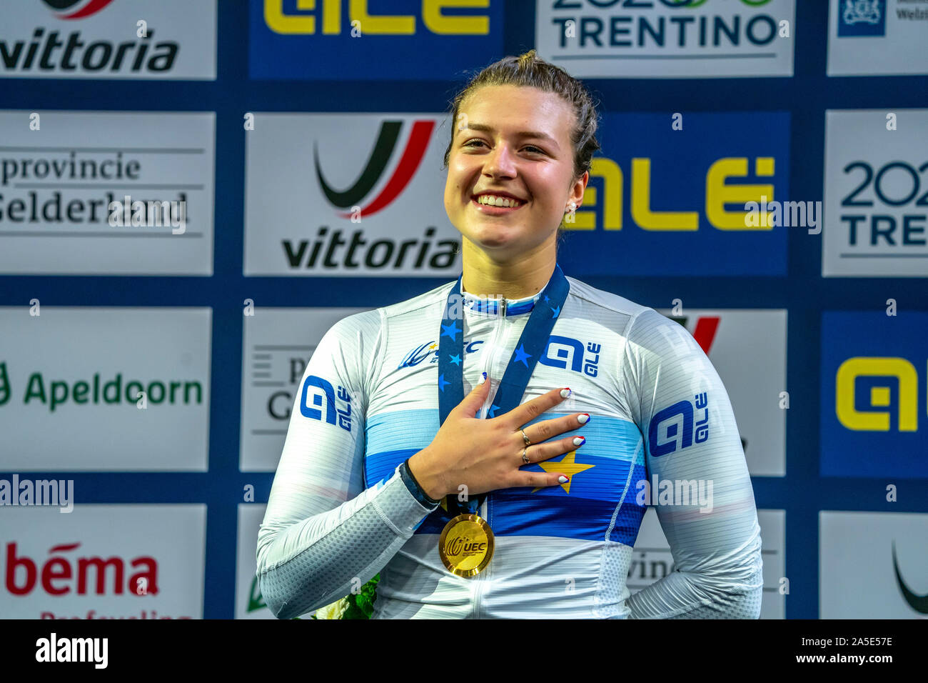 Mathilde Gros FRA gewinnt Gold im Keirin Frauen während der uec Titel Radfahren Europäische Meisterschaft am Oktober, 19 2019 in Apeldoorn, Niederlande. (Foto von SCS/Sander Chamid Stockfoto