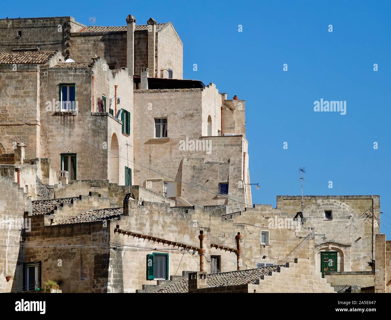 Historische Höhlenstadt Matera, Basilikata, in Süditalien an einem sonnigen Tag im Oktober. Stockfoto