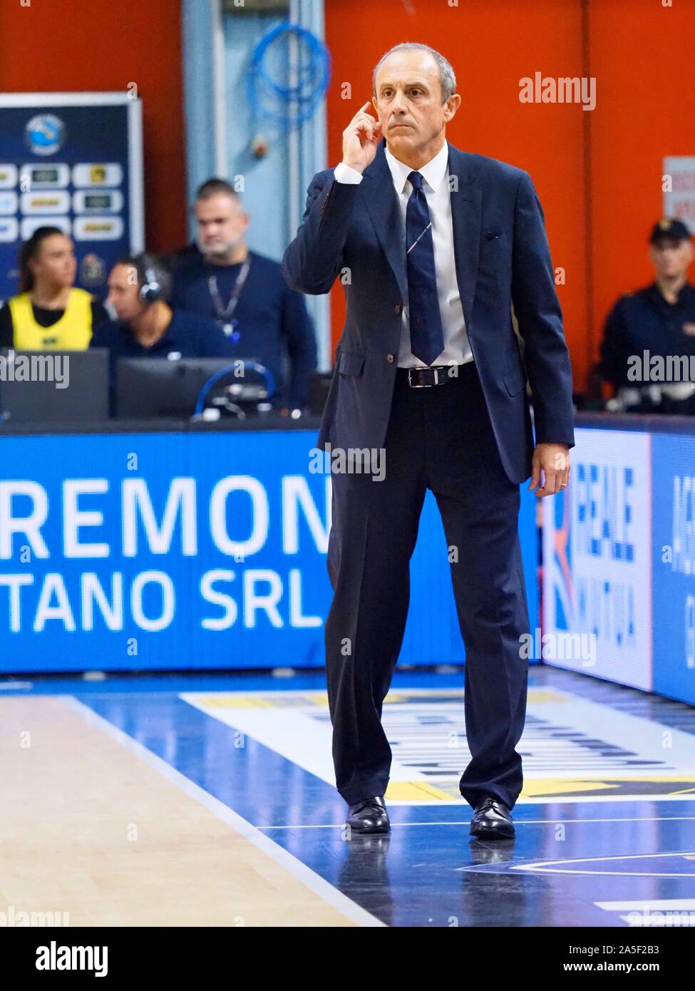 Cremona, Italien. Okt, 2019 20. Ettore Messina Trainer dell'AX Armani Olimpia Milano während - Italienische Basketball eine Serie Meisterschaft - Credit: LPS/Savino Paolella/Alamy leben Nachrichten Stockfoto