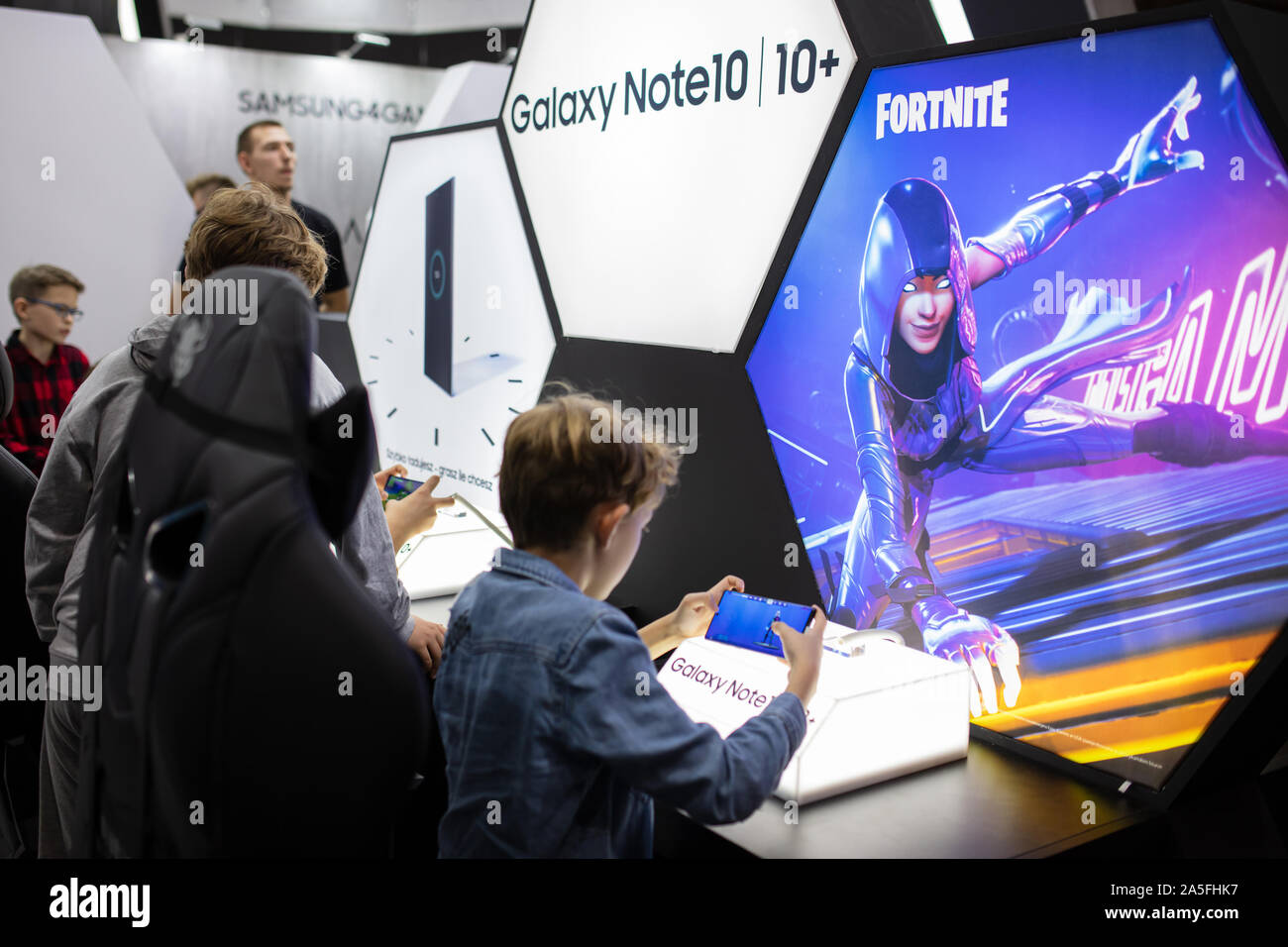 Galaxiespiel Stockfotos Und Bilder Kaufen Alamy