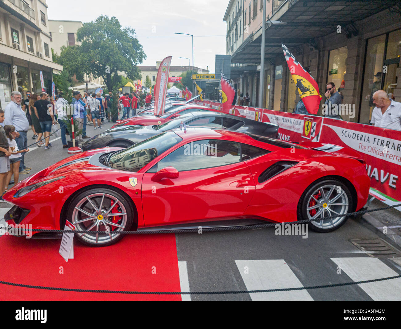 Ferrari 488 Pista Modell im Conegliano Auto Expo, Italien ausgestellt Stockfoto