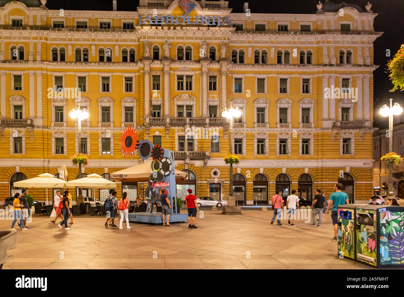 Jadrolinija Gebäude- und Kulturstadt countdown interaktive Skulptur im Jadranski Trg Platz, Rijeka, Kroatien Stockfoto