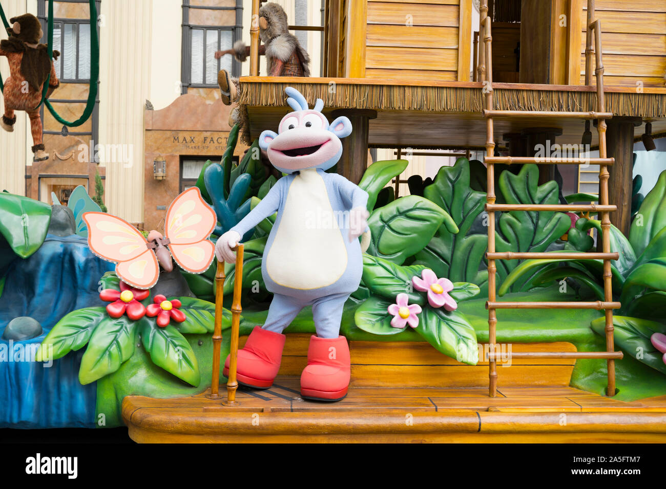 Stiefel Charakter von Dora the Explorer, Universal Studios Superstars Parade, Universal Studios Resort, Orlando, Florida Stockfoto