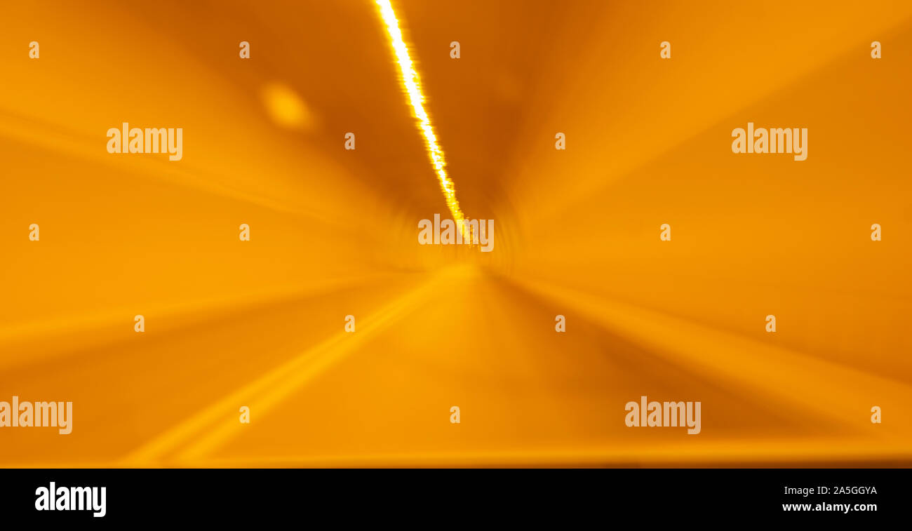 Abstrakte goldenen Glanz im Tunnel. Stockfoto