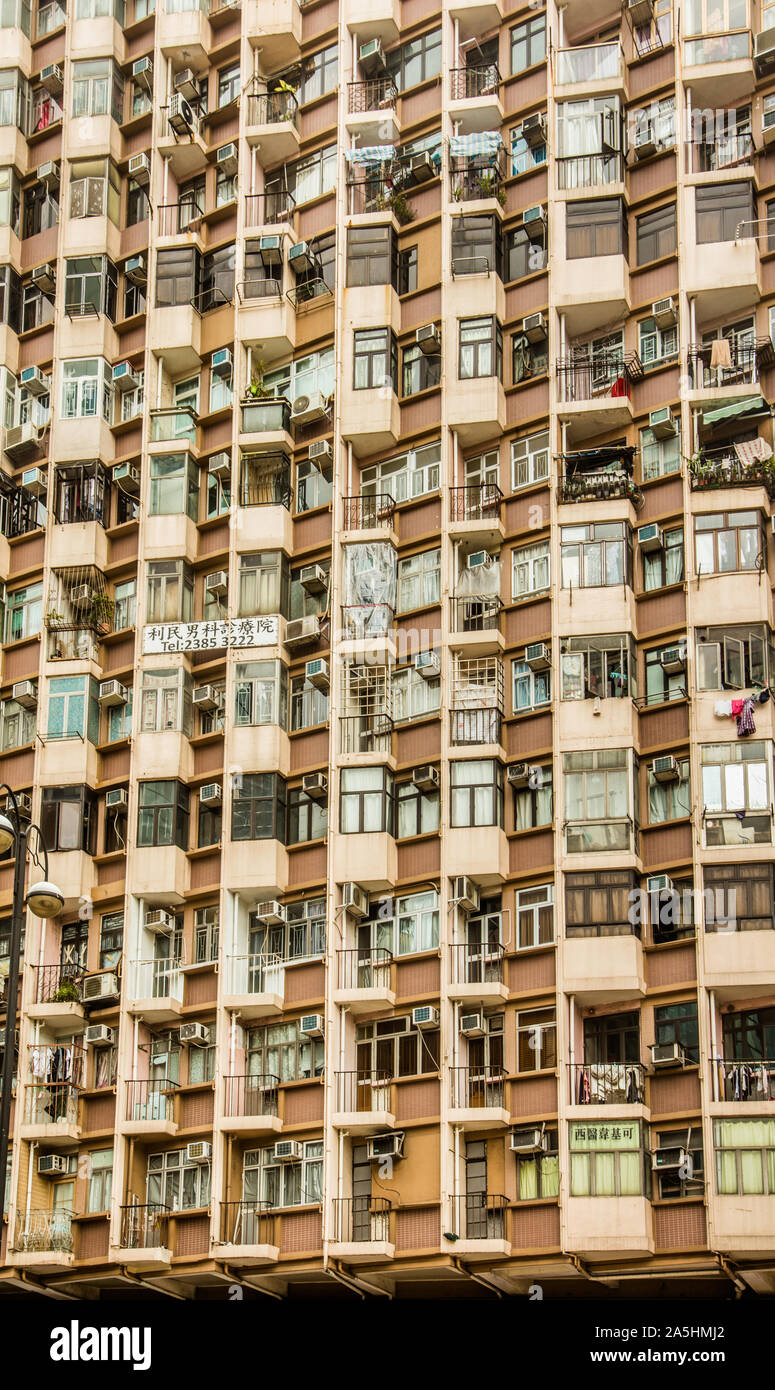 Überfüllte Wohneinheiten in Hongkong Stockfoto