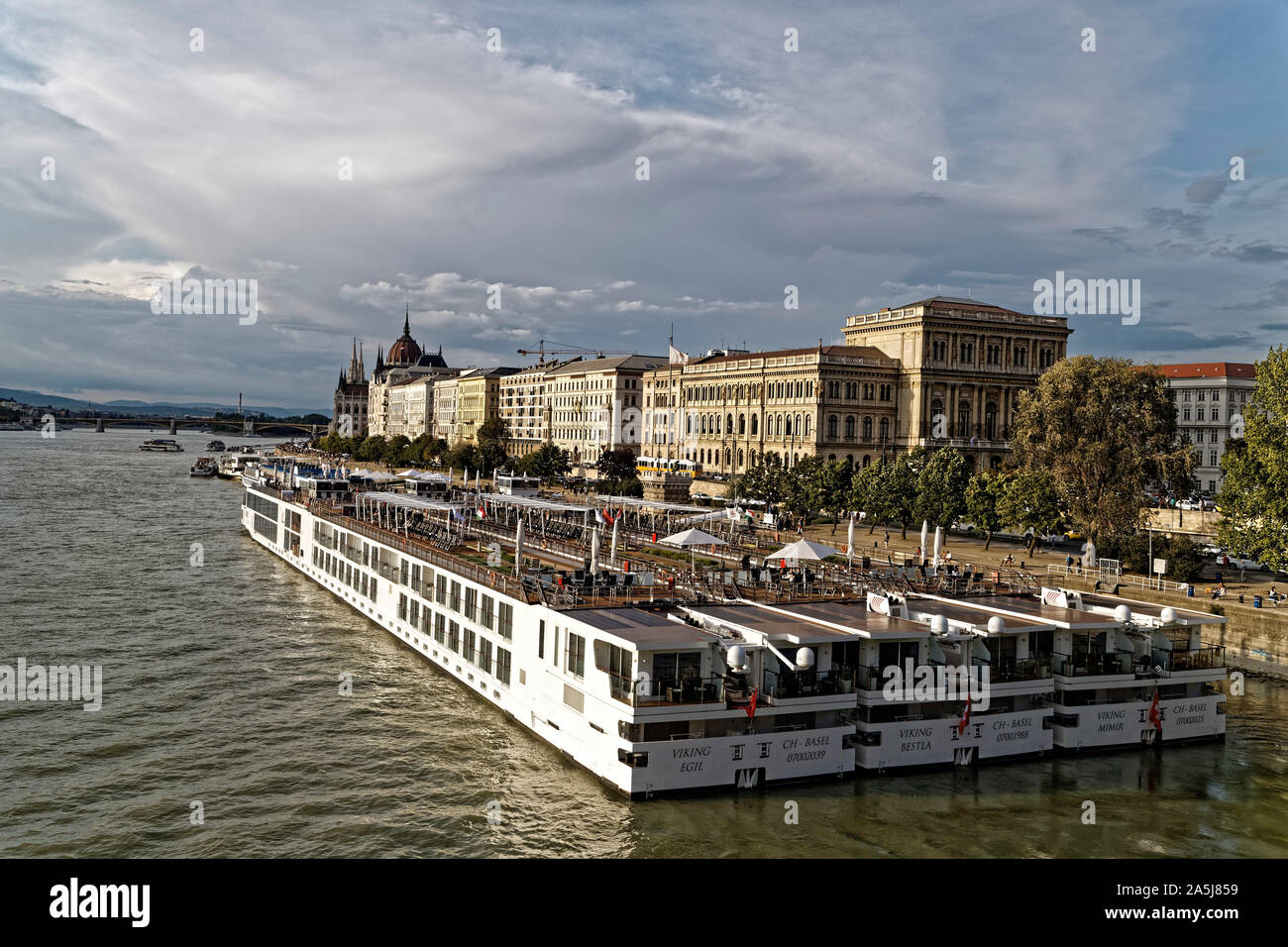 Budapest, Ungarn. 16 August, 2019. Riverboat für Touristen auf der Donau in Budapest, Ungarn. Quelle: Bernard Menigault/Alamy Stock Foto Stockfoto