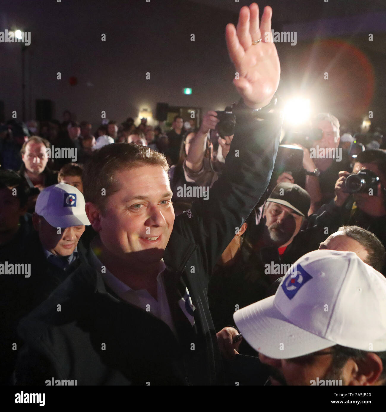 Richmond, Kanada. Okt, 2019 21. Die kanadischen konservativen Parteivorsitzenden Andreas Scheer spricht zu Bestandteilen bei einer Kundgebung in Richmond, British Columbia, 20. Oktober 2019 während der letzten Tage der Bundesregierung Wahlkampf. Wahltag ist morgen, den 21. Oktober 2019. Foto von Heinz Ruckemann/UPI Quelle: UPI/Alamy leben Nachrichten Stockfoto