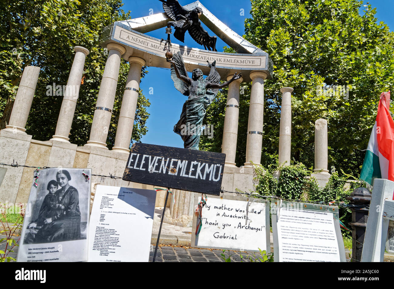 Budapest, Ungarn. 15 August, 2019. Umstrittene Weltkrieg-II-Denkmal zum Gedenken an den 70. Jahrestag der deutschen Besatzung Ungarns Stockfoto