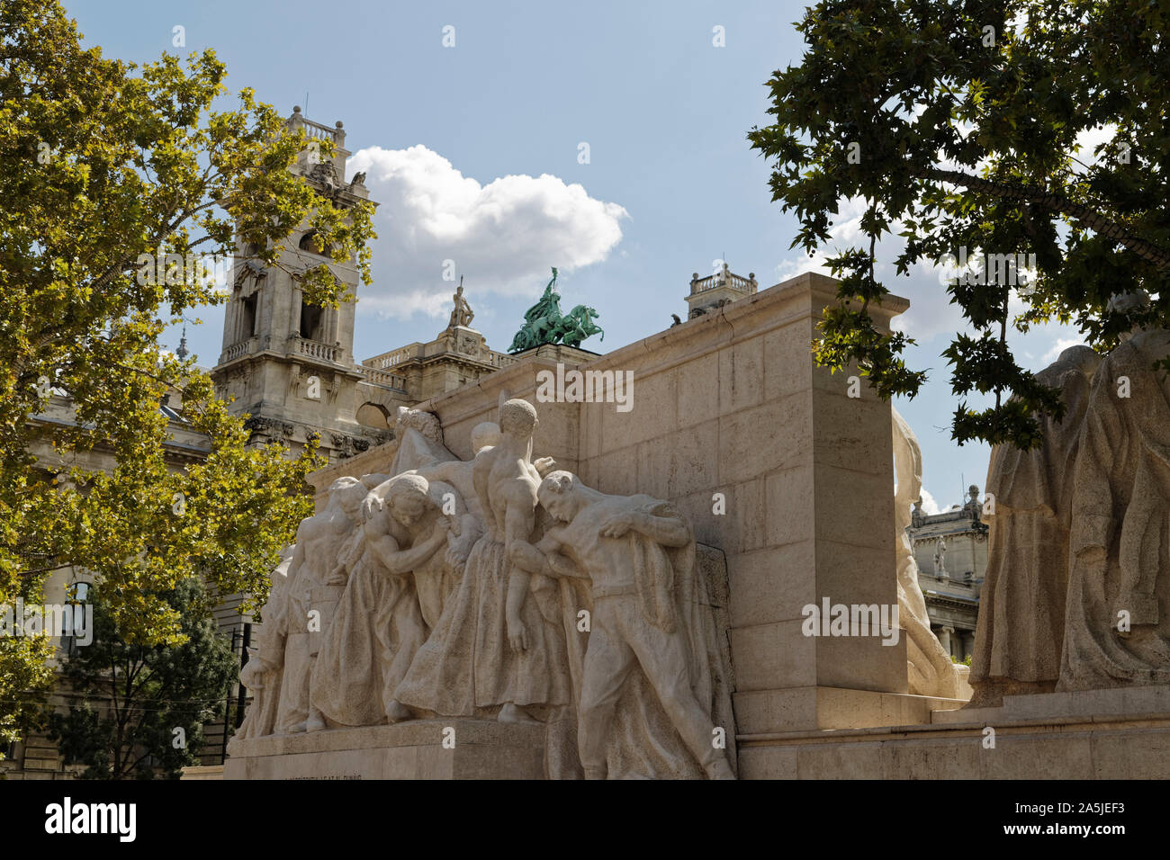 Budapest, Ungarn. 15 August, 2019. Kossuth Memorial, ein öffentliches Denkmal der ehemalige ungarische Regent-President Lajos Kossuth. Stockfoto